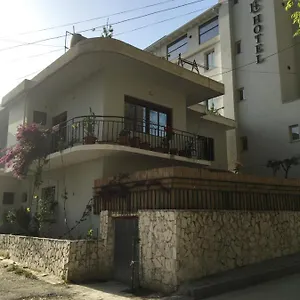 Private At Hektor & Aferdita Guest house
